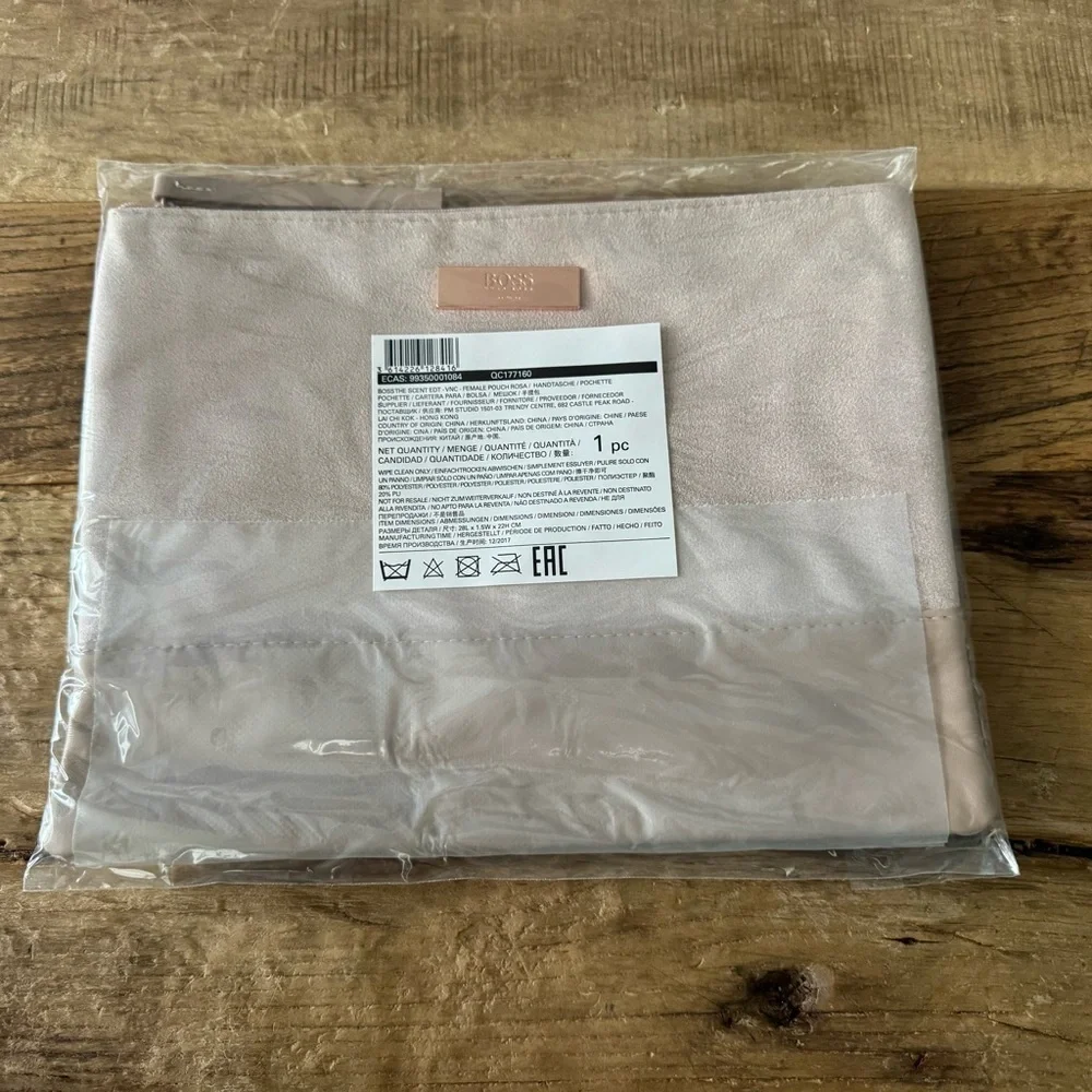 NEW IN POLY Hugo Boss Cosmetic Bag ~ Large ~ Suede ~ Dusty Rose